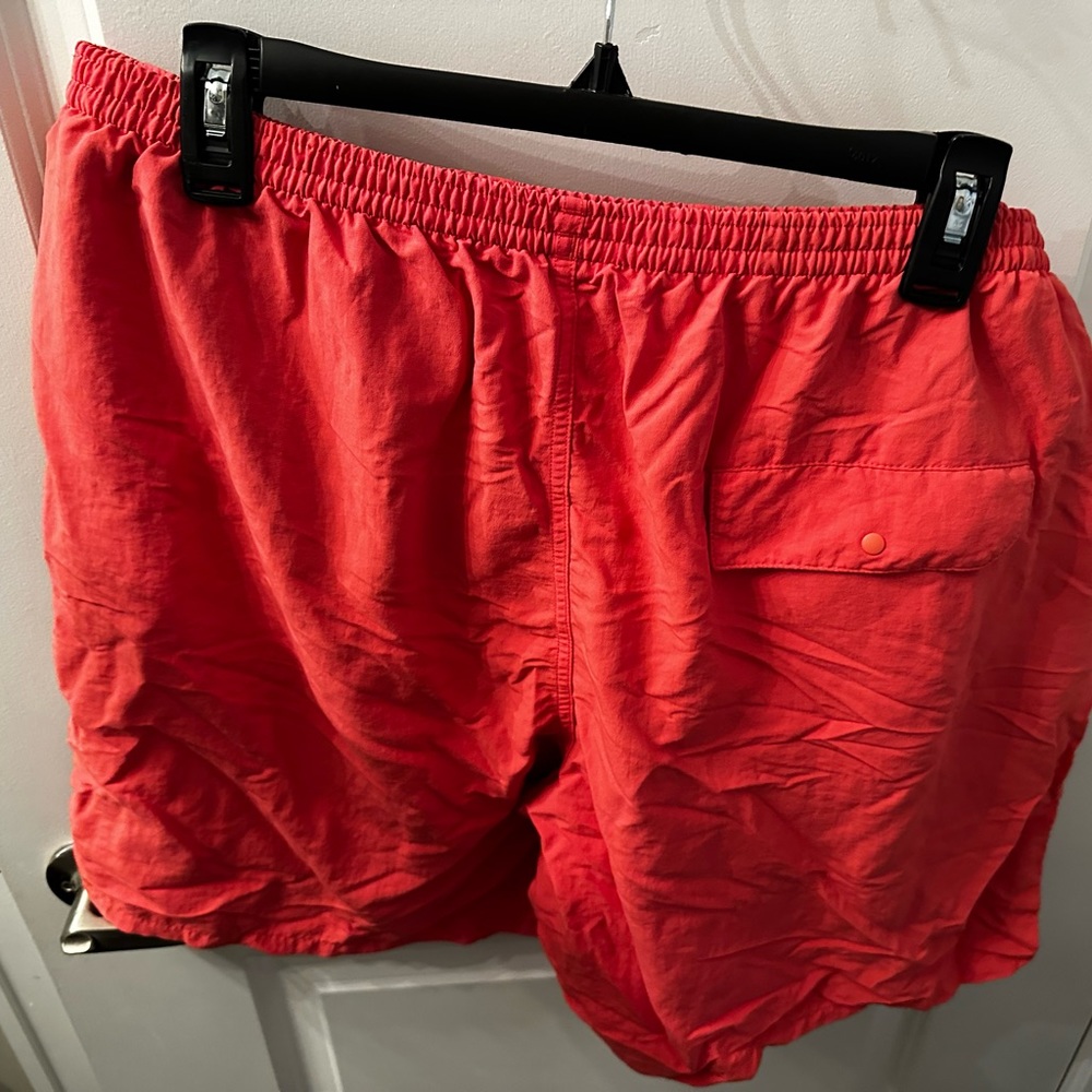 Basically like new Patagonia Shorts, Men’s XL - Picture 2 of 3